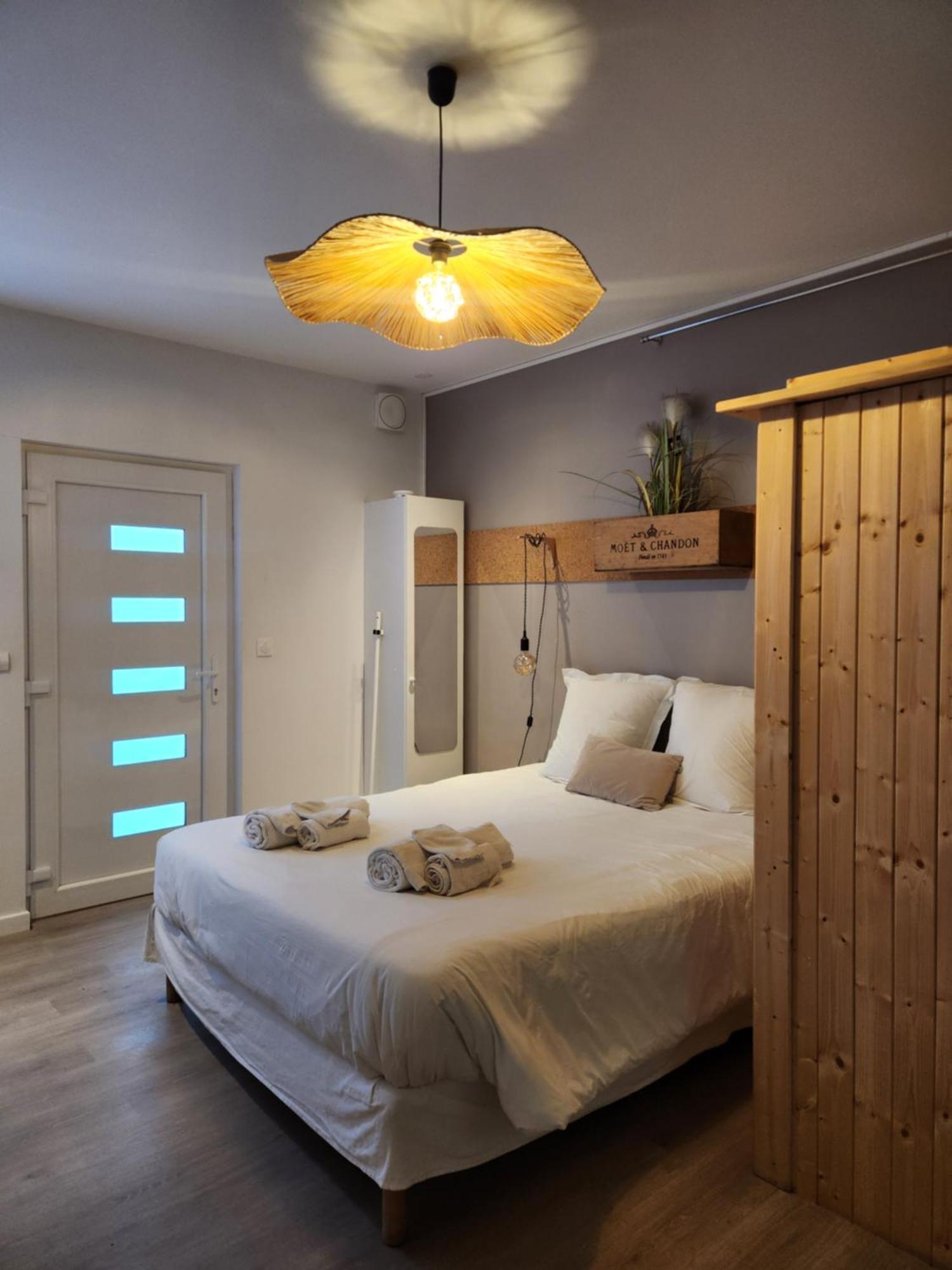 Chambres Privees Hyper-Centre Epernay Lit 160X200Cm ภายนอก รูปภาพ